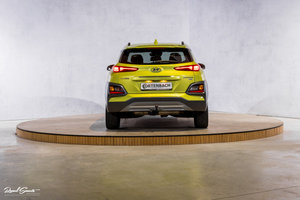 Hyundai Kona 1.6 T-GDI 4WD Premium | Trekhaak | Keyless | Primium audio | Blis | Apple carplay |