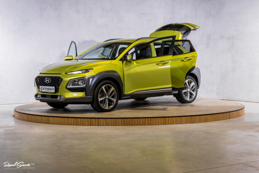 Hyundai Kona 1.6 T-GDI 4WD Premium | Trekhaak | Keyless | Primium audio | Blis | Apple carplay |