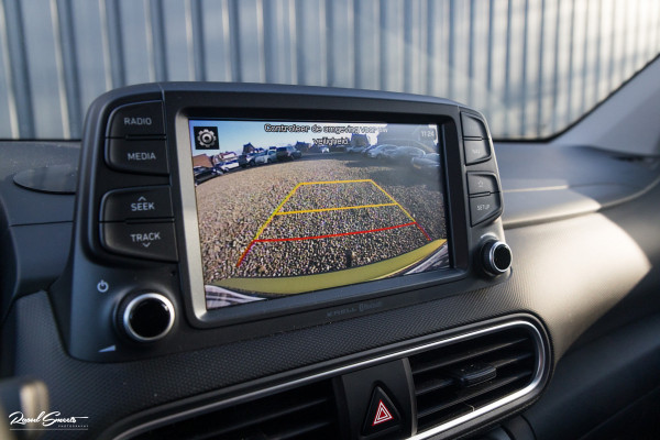 Hyundai Kona 1.6 T-GDI 4WD Premium | Trekhaak | Keyless | Primium audio | Blis | Apple carplay |