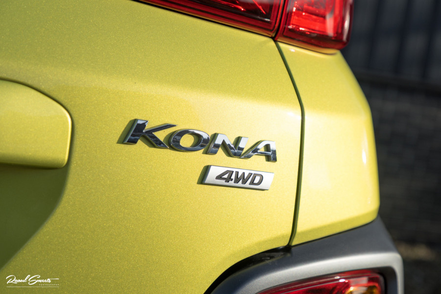Hyundai Kona 1.6 T-GDI 4WD Premium | Trekhaak | Keyless | Primium audio | Blis | Apple carplay |