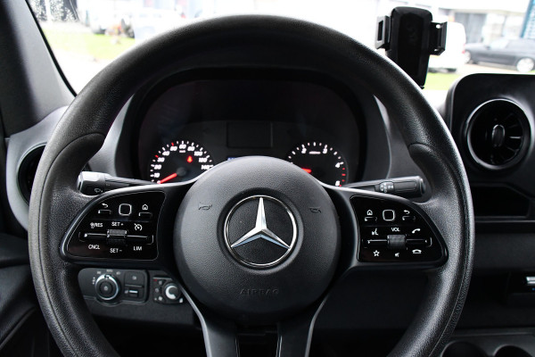 Mercedes-Benz Sprinter 316 2.2 CDI L2H2 PB Edition Camera, Cruise, LED, Carplay, Sensoren, NAVI, 164pk, Automaat, Trekhaak, Keyless, Airco, Uniek!