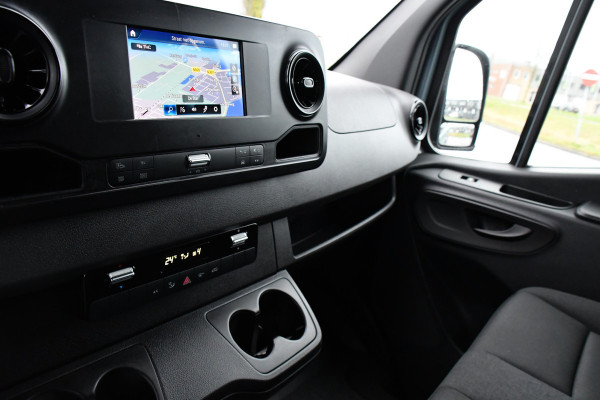 Mercedes-Benz Sprinter 316 2.2 CDI L2H2 PB Edition Camera, Cruise, LED, Carplay, Sensoren, NAVI, 164pk, Automaat, Trekhaak, Keyless, Airco, Uniek!