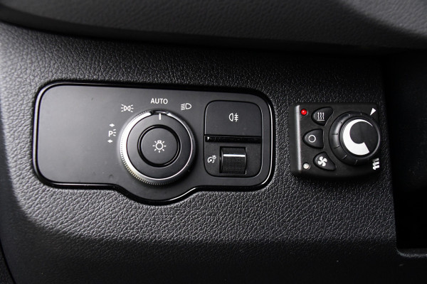 Mercedes-Benz Sprinter 316 2.2 CDI L2H2 PB Edition Camera, Cruise, LED, Carplay, Sensoren, NAVI, 164pk, Automaat, Trekhaak, Keyless, Airco, Uniek!
