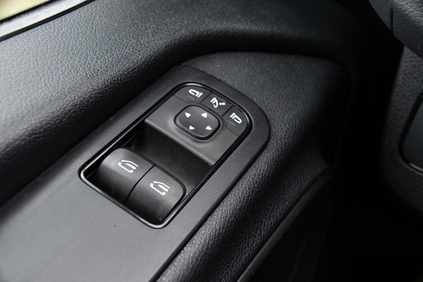 Mercedes-Benz Sprinter 316 2.2 CDI L2H2 PB Edition Camera, Cruise, LED, Carplay, Sensoren, NAVI, 164pk, Automaat, Trekhaak, Keyless, Airco, Uniek!