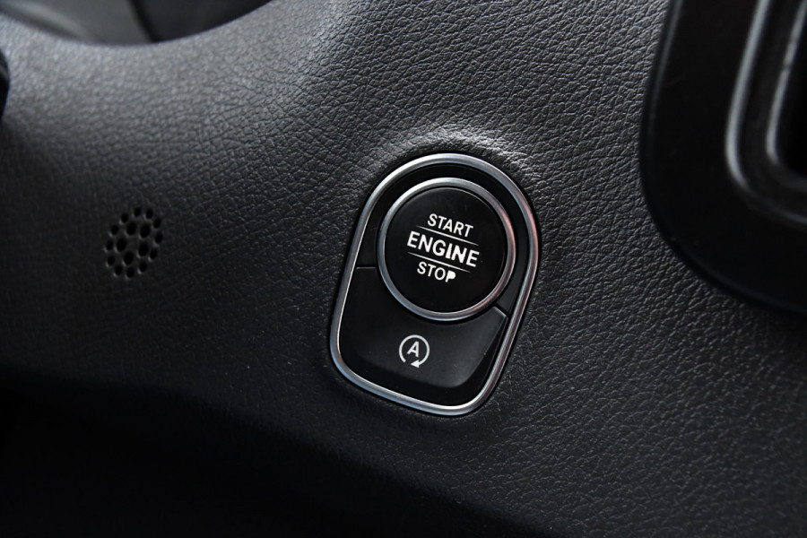 Mercedes-Benz Sprinter 316 2.2 CDI L2H2 PB Edition Camera, Cruise, LED, Carplay, Sensoren, NAVI, 164pk, Automaat, Trekhaak, Keyless, Airco, Uniek!