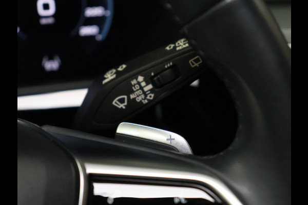 Audi e-tron 55 quattro Business edition Plus 95 kWh [TREKHAAK AFNEEMBAAR, LUCHTVERING, SCHUIFKANTELDAK, MEMORY SEATS, APPLE CARPLAY, ANDROID, SPORTSTOELEN, ADAPTIVE CRUISE, PDC V+A, STOELVERWARMING, NIEUWSTAAT]