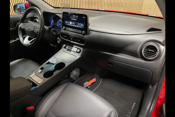 Hyundai Kona EV Premium 64 kWh|GROTE ACCU|FACELIFT|3-FASE|HUD|LEDER|ACC|KRELL|STUURVERW|STOELVERW V+A|STOELVENT.|CAMERA|CARPLAY|NL
