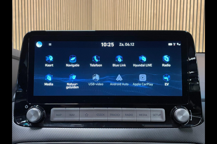 Hyundai Kona EV Premium 64 kWh|GROTE ACCU|FACELIFT|3-FASE|HUD|LEDER|ACC|KRELL|STUURVERW|STOELVERW V+A|STOELVENT.|CAMERA|CARPLAY|NL