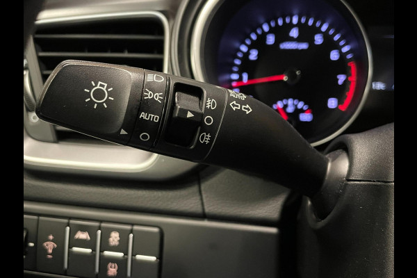 Kia Ceed Sportswagon 1.5 T-GDi DynamicLine|160PK|TREKH.|CARPLAY+ANDROID|CAMERA|CLIMATE+CRUISE CONTROL|1E EIG.|INCL.BTW|NL AUTO|NAP