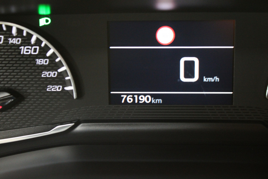 Peugeot 2008 1.2 PureTech Allure |Camera|