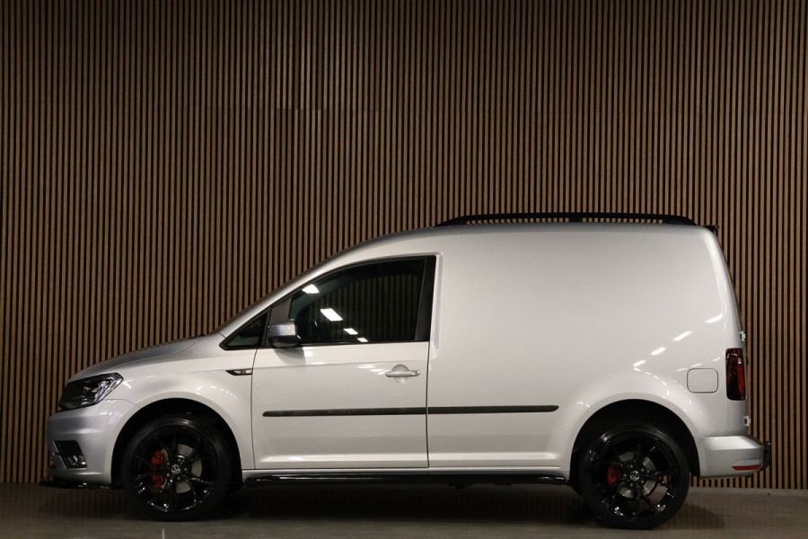Volkswagen Caddy 2.0 TDI DSG Exclusive | Bi-Xenon | ACC | CarPlay | Camera | Navigatie | F1 Flippers | | Lederen bekleding | PDC | MF Stuur | Spoilerkit | NAP Logisch | Nieuwe APK
