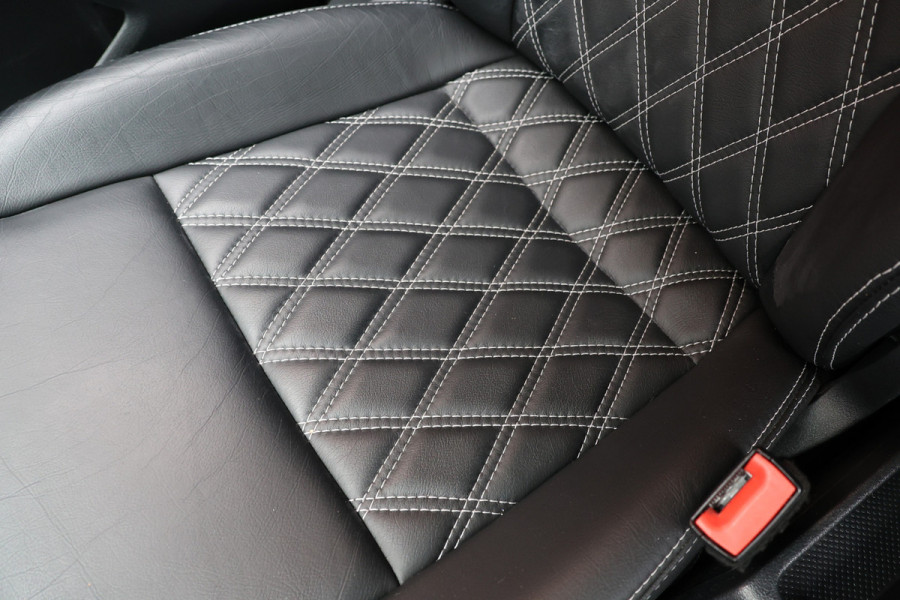 Volkswagen Caddy 2.0 TDI DSG Exclusive | Bi-Xenon | ACC | CarPlay | Camera | Navigatie | F1 Flippers | | Lederen bekleding | PDC | MF Stuur | Spoilerkit | NAP Logisch | Nieuwe APK