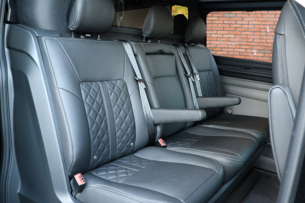 Ford Transit Custom 320 2.0 TDCI 170 PK L2H1 Limited DC | Dubbel Cabine | 360 Camera | ACC | Blind Spot | Navigatie | Camera | CarPlay | Lane Assist Elek. Trekhaak | 5-Zitter | BPM VRIJ | Verlengde fabrieksgarantie tot 12-2029