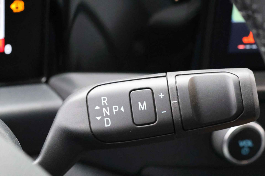 Ford Transit Custom 320 2.0 TDCI 170 PK L2H1 Limited DC | Dubbel Cabine | 360 Camera | ACC | Blind Spot | Navigatie | Camera | CarPlay | Lane Assist Elek. Trekhaak | 5-Zitter | BPM VRIJ | Verlengde fabrieksgarantie tot 12-2029