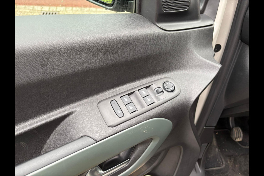 Citroën Berlingo 1.2 PureTech XTR NIEUW-STAAT WEINIG KM GARANTIE