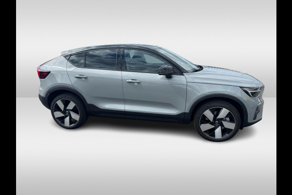 Volvo EC40 Single Motor Extended Range Ultra 82 kWh / Panoramadak / 360Camera / Harman Kardon / Keyless / 19'' / Leder&Alcantara / Stoelverwarming / DAB / Dodehoek / ACC / Warmtepomp