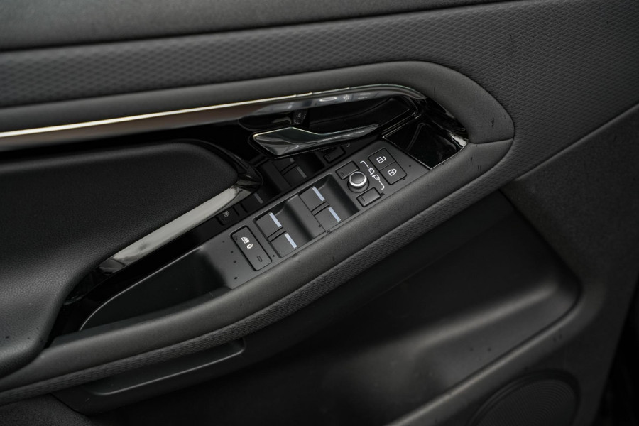 Land Rover Range Rover Evoque 1.5 P300e AWD R-Dynamic SE Panodak Meridian Memory 360 Camera Stoelverw. Cruise Stuurverw.