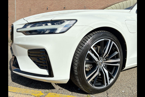 Volvo V60 2.0 T6 Recharge AWD R-Design 341PK! | Stoel- stuurverwarming | Lederen Sportstoelen | Park Assist | Adapt Cruise Control