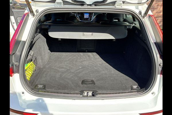 Volvo V60 2.0 T6 Recharge AWD R-Design 341PK! | Stoel- stuurverwarming | Lederen Sportstoelen | Park Assist | Adapt Cruise Control