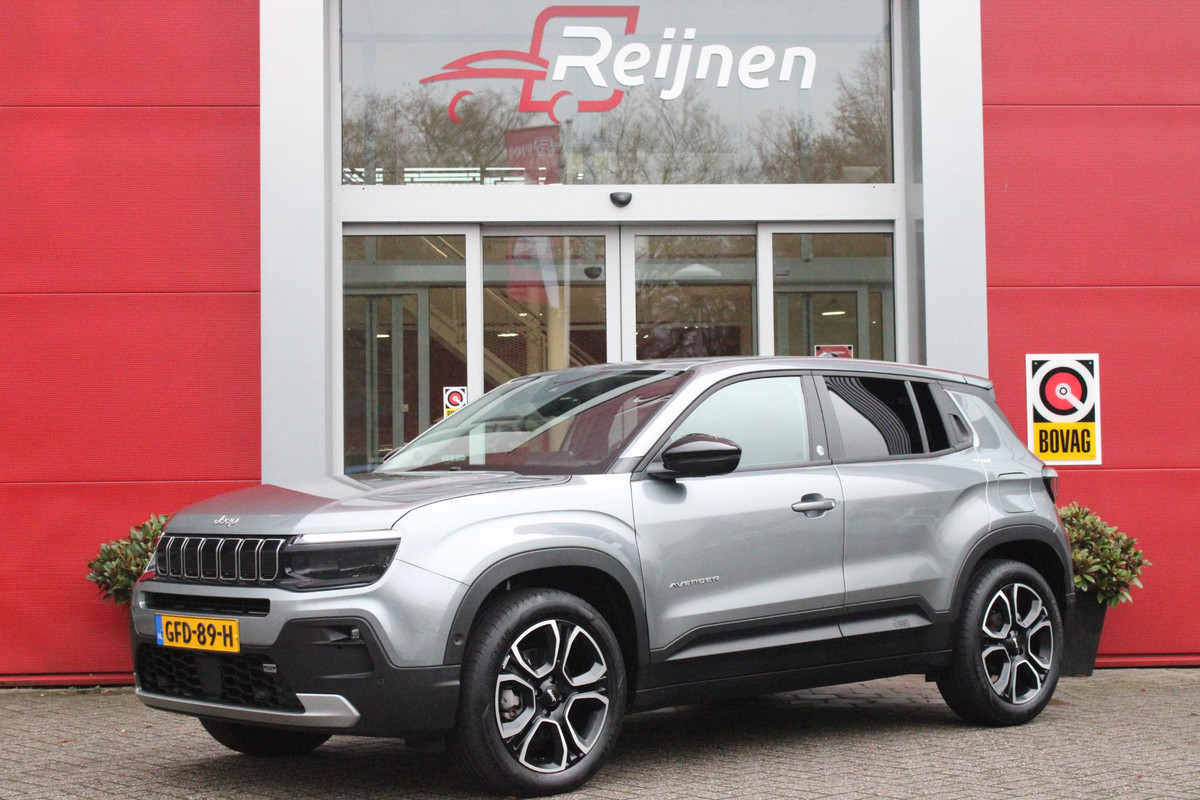 Jeep Avenger 1.2 110PK e-Hybrid SUMMIT | STOEL/VOORRUIT VERWARMING | DRAADLOZE APPLE CARPLAY/ANDROID AUTO | NAVIGATIE | ACHETRUITRIJ CAMERA | KEYLESS ENTRY/START | PARKEERSENSOREN VOOR EN ACHTER | ELEKTRISCH BEDIENBARE ACHTERKLEP | VERWARMBARE VOORRUIT/VOORSTOELEN | 18" LICHTMETALEN VELGEN | ADAPTIVE CRUISE CONTROL | DODEHOEK DETECTIE | JBL AUDIO SYSTEM |