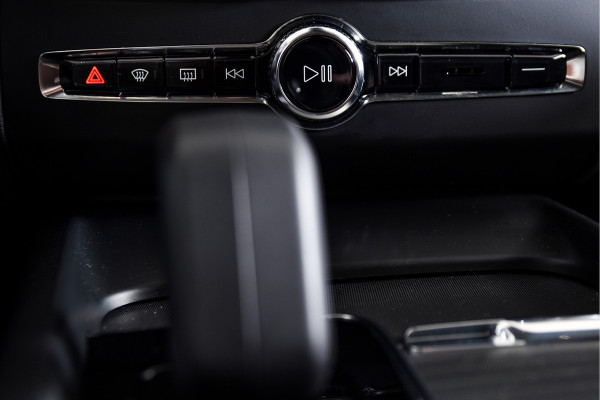 Volvo XC60 2.0 Recharge T6 AWD Plus Bright | S/K-Panodak | Dig. Cockpit | Adapt. Cruise | Memory Stoelen | Elek. Klep | Stoel-+stuurverw. | Camera | NAV+App. Connect | LM 19" | 4354