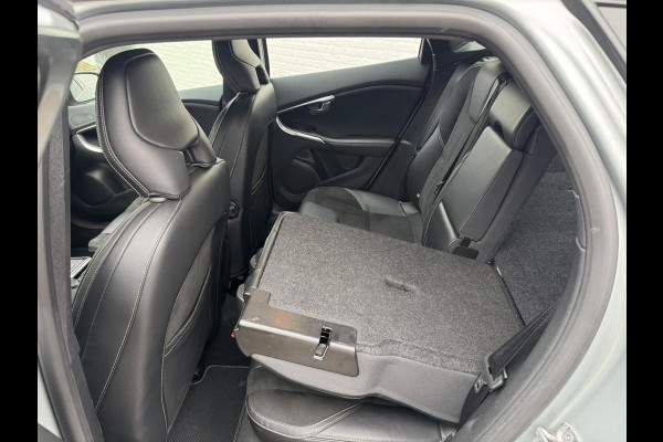 Volvo V40 1.5 T2 R-design Aut Navigatie Keyless Leder+verwarming Pdc v+a Led Clima