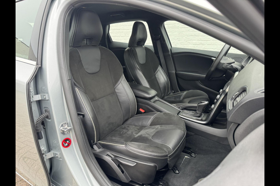 Volvo V40 1.5 T2 R-design Aut Navigatie Keyless Leder+verwarming Pdc v+a Led Clima