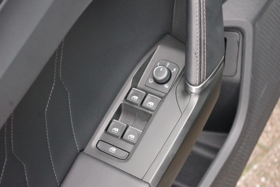 CUPRA Formentor 1.4 e-Hybrid 204 PK Adrenaline PHEV, Carplay, Adap. Cruise Control, 19" LM Velgen