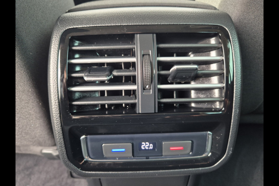 Volkswagen Passat Variant 1.4 TSI ACT Highline ,airco,Carplay/Andriod,adap cruise,navigatie,stoelverwarming,parkeersensoren,