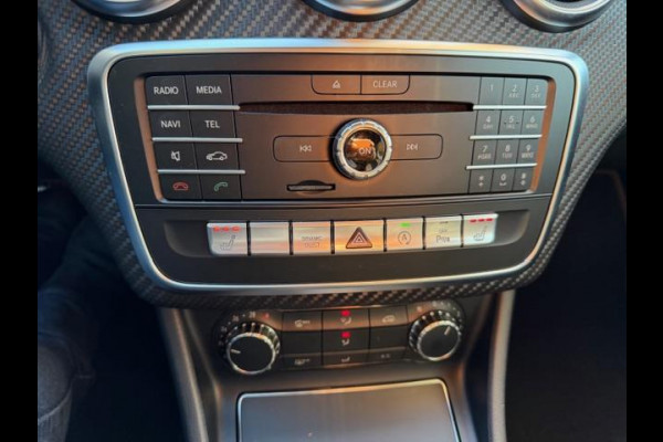 Mercedes-Benz A-Klasse 180 Ambition AMG-Line ,Navigatie,Carplay/Andriod, Xenon/Led, Lm velgen, afn.Trekhaak,