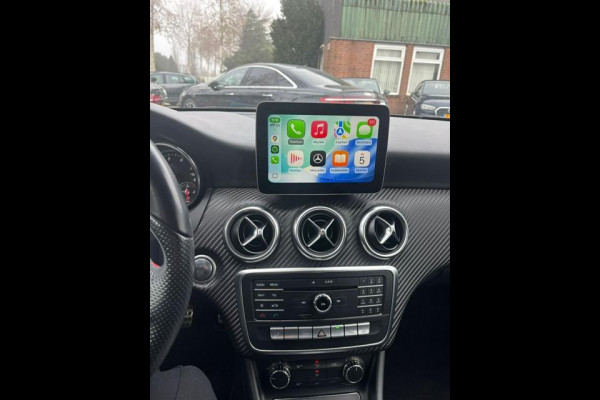 Mercedes-Benz A-Klasse 180 Ambition AMG-Line ,Navigatie,Carplay/Andriod, Xenon/Led, Lm velgen, afn.Trekhaak,