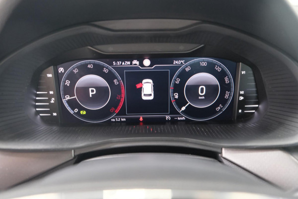 Škoda Kamiq 1.0 TSI Business Edition Automaat - N.A.P. Airco, Cruise, PDC, Navi, Trekhaak.