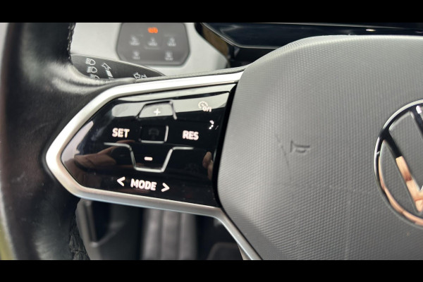 Volkswagen ID.3 First Plus 58 kWh 19 " LM VELGEN ACHTERUITRIJCAMERA STOELVERWARMING 1E EIGENAAR