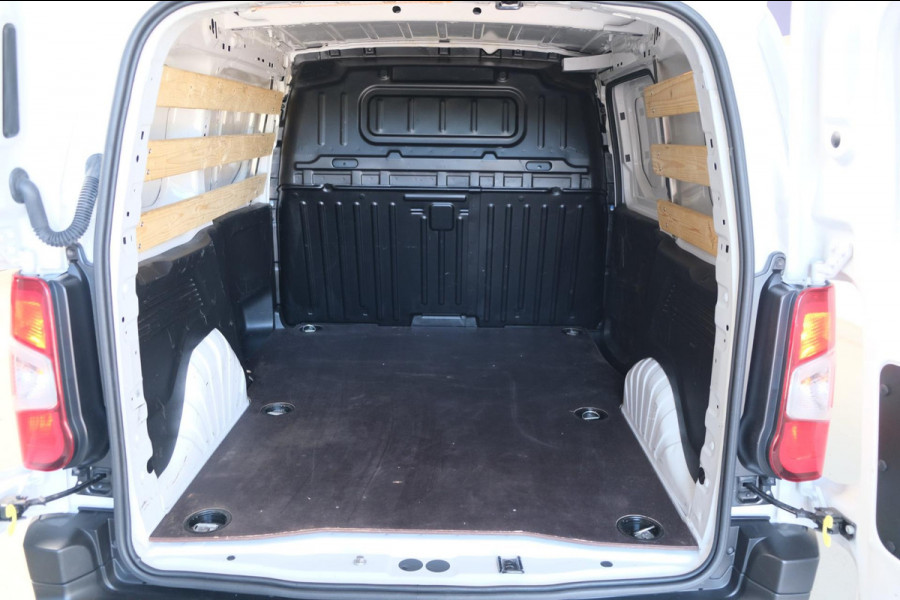 Peugeot Partner 1.5 BlueHDi 130 EAT8 S&S Automaat - N.A.P. Airco, Cruise, Navi, PDC, Camera, Trekhaak.