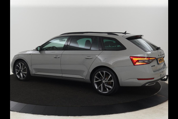 Škoda Superb 1.4 TSI iV Sportline | Panoramadak | Trekhaak | Stoelverwarming | Adaptive cruise | Camera | Alcantara | 19'' | Carplay | Matrix LED | Navigatie | Achterbankverwarming | PHEV | Plug In