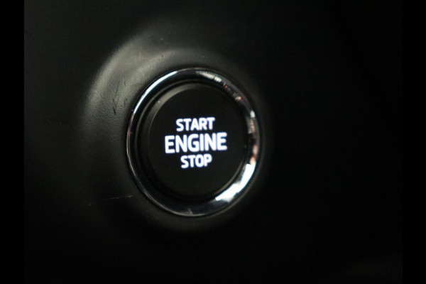 Škoda Superb 1.4 TSI iV Sportline | Panoramadak | Trekhaak | Stoelverwarming | Adaptive cruise | Camera | Alcantara | 19'' | Carplay | Matrix LED | Navigatie | Achterbankverwarming | PHEV | Plug In