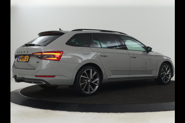 Škoda Superb 1.4 TSI iV Sportline | Panoramadak | Trekhaak | Stoelverwarming | Adaptive cruise | Camera | Alcantara | 19'' | Carplay | Matrix LED | Navigatie | Achterbankverwarming | PHEV | Plug In
