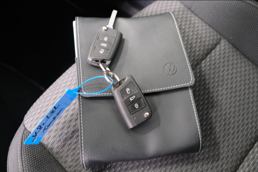 Volkswagen Touran 2.0 TDI 150 PK DSG > Grijskenteken < - Airco, Cruise, PDC.