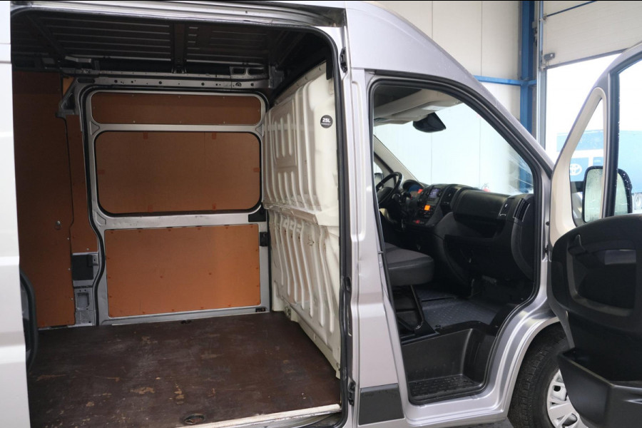 Peugeot Boxer 435 2.2 BlueHDi 165 L3H2 Zwaar Premium