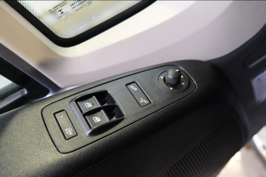 Peugeot Boxer 435 2.2 BlueHDi 165 L3H2 Zwaar Premium