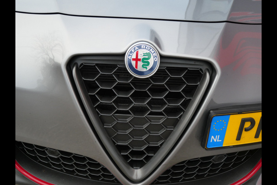 Alfa Romeo Giulietta 1.4 TURBO MULTIAIR SUPER | AUTOMAAT | LEER | 1e EIG | RIEM V.V.!!