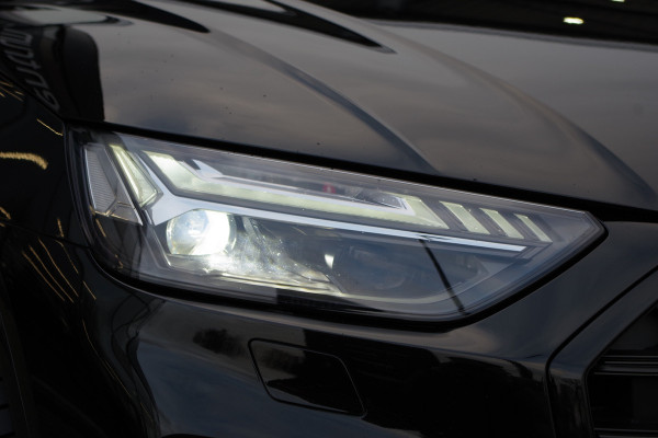 Audi Q5 55 TFSI e 367 PK Quattro Competition S-Line PHEV, Panoramadak, RS-Leder, Tour-Pakket, Carplay