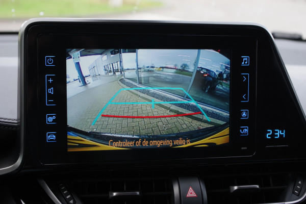 Toyota C-HR 1.8 Hybrid Automaat Active, Adap. Cruise Control, Climate Control, Camera