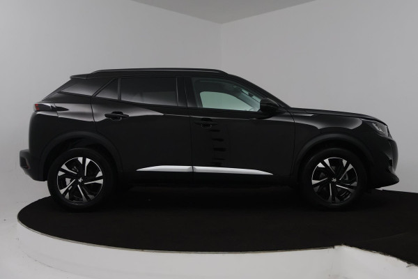 Peugeot 2008 1.2 PureTech Blue Lease Allure (ACHTERUITRIJCAMERA, STOELVERWARMING, AUTOMAAT, LANE-ASSIST, PARKEERSENSOREN)