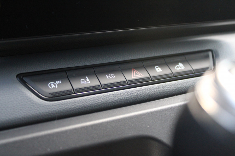 Renault Master T35 2.0 dCi 170pk L2H2 Extra - 2x Schuifdeur - Navigatie - Blind Spot - Camera - Stoelverwarming - Verwarmde voorruit - Rijklaar