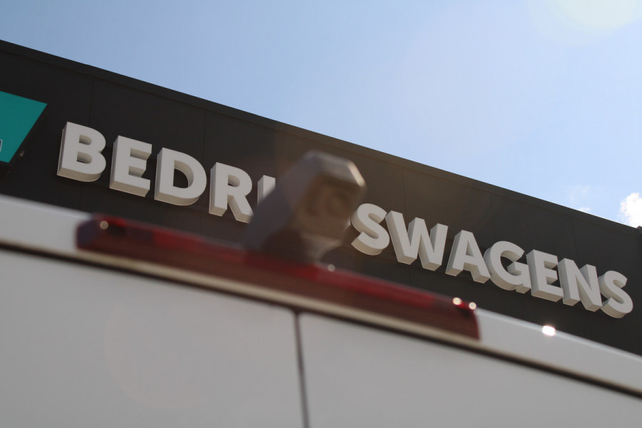 Renault Master T35 2.0 dCi 170pk L2H2 Extra - 2x Schuifdeur - Navigatie - Blind Spot - Camera - Stoelverwarming - Verwarmde voorruit - Rijklaar