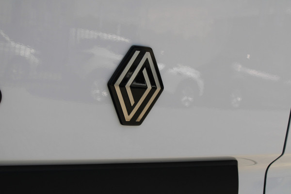 Renault Master T35 2.0 dCi 170pk L2H2 Extra - 2x Schuifdeur - Navigatie - Blind Spot - Camera - Stoelverwarming - Verwarmde voorruit - Rijklaar