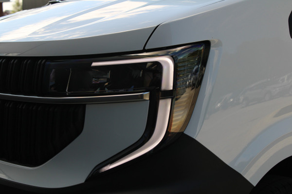 Renault Master T35 2.0 dCi 170pk L2H2 Extra - 2x Schuifdeur - Navigatie - Blind Spot - Camera - Stoelverwarming - Verwarmde voorruit - Rijklaar