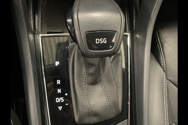 Škoda Kodiaq 1.5 TSI Sportline Business Airco ECC Navi Carplay 19" LM Velgen Leder/Alcantara PDC VA+ 360 Camera Stoelverwarming voor & achter