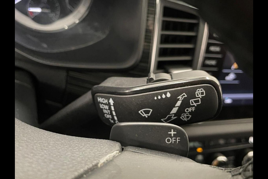 Škoda Kodiaq 1.5 TSI Sportline Business Airco ECC Navi Carplay 19" LM Velgen Leder/Alcantara PDC VA+ 360 Camera Stoelverwarming voor & achter